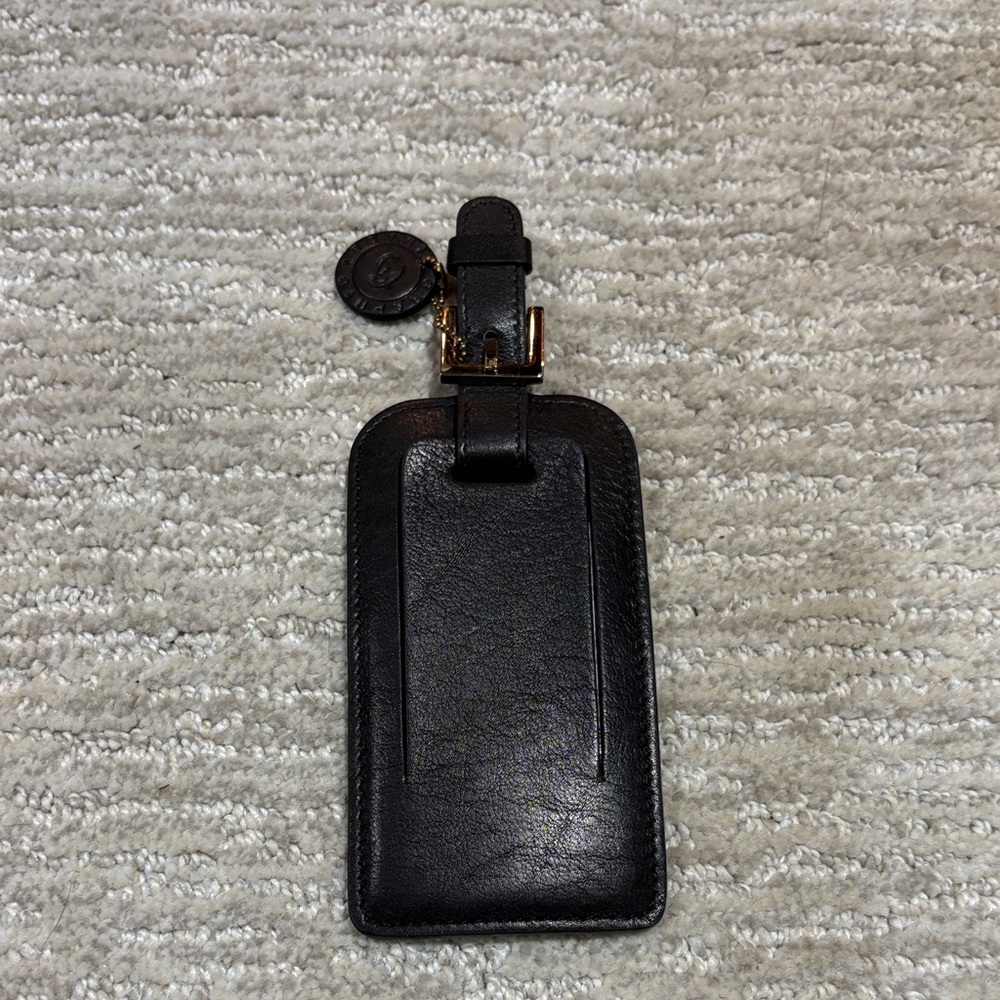 Graphic Images Luxurious Smooth Black Leather Luggage Tag